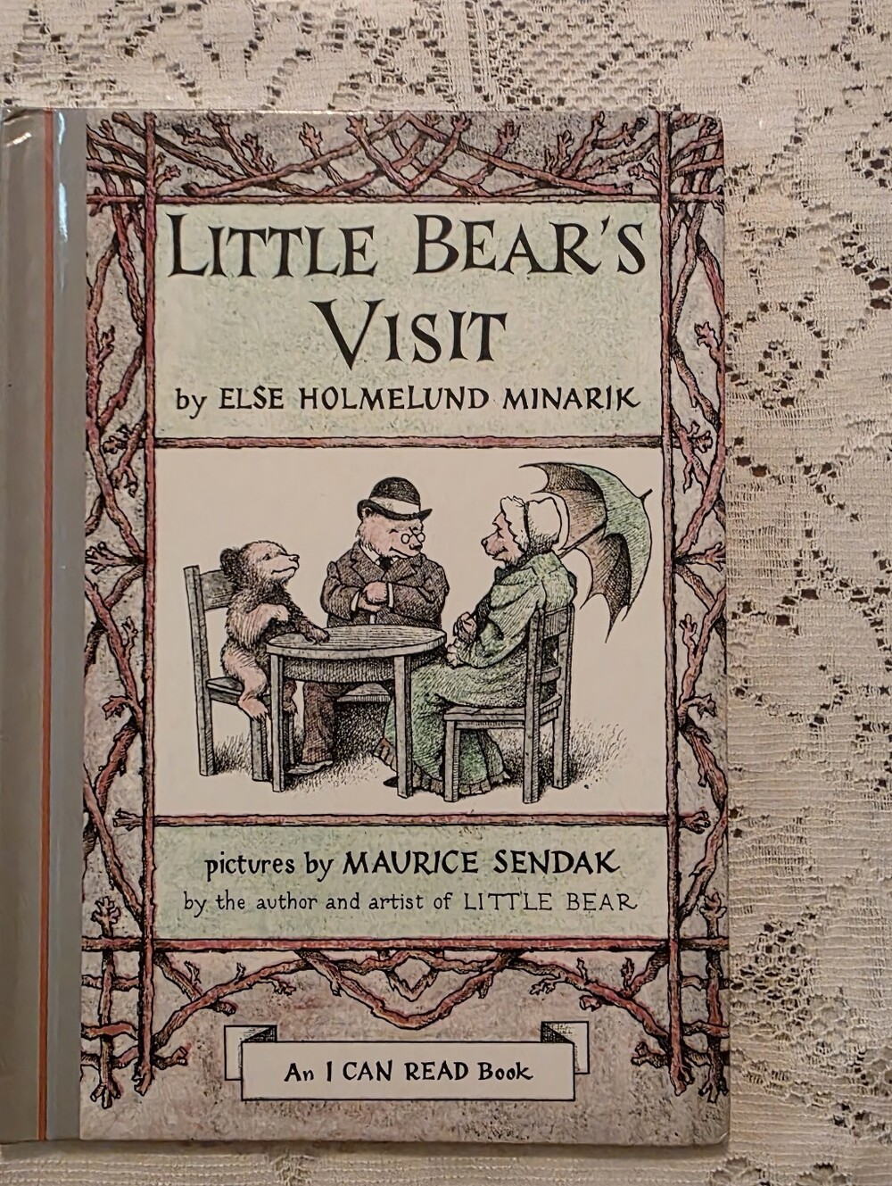 Little Bears Visit By Else Homelund Minarik Hardcover